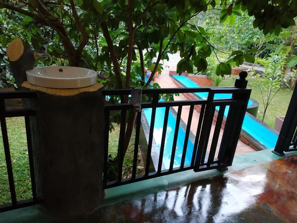 Sigiriya Cashew Palace Resort Daganapothaha