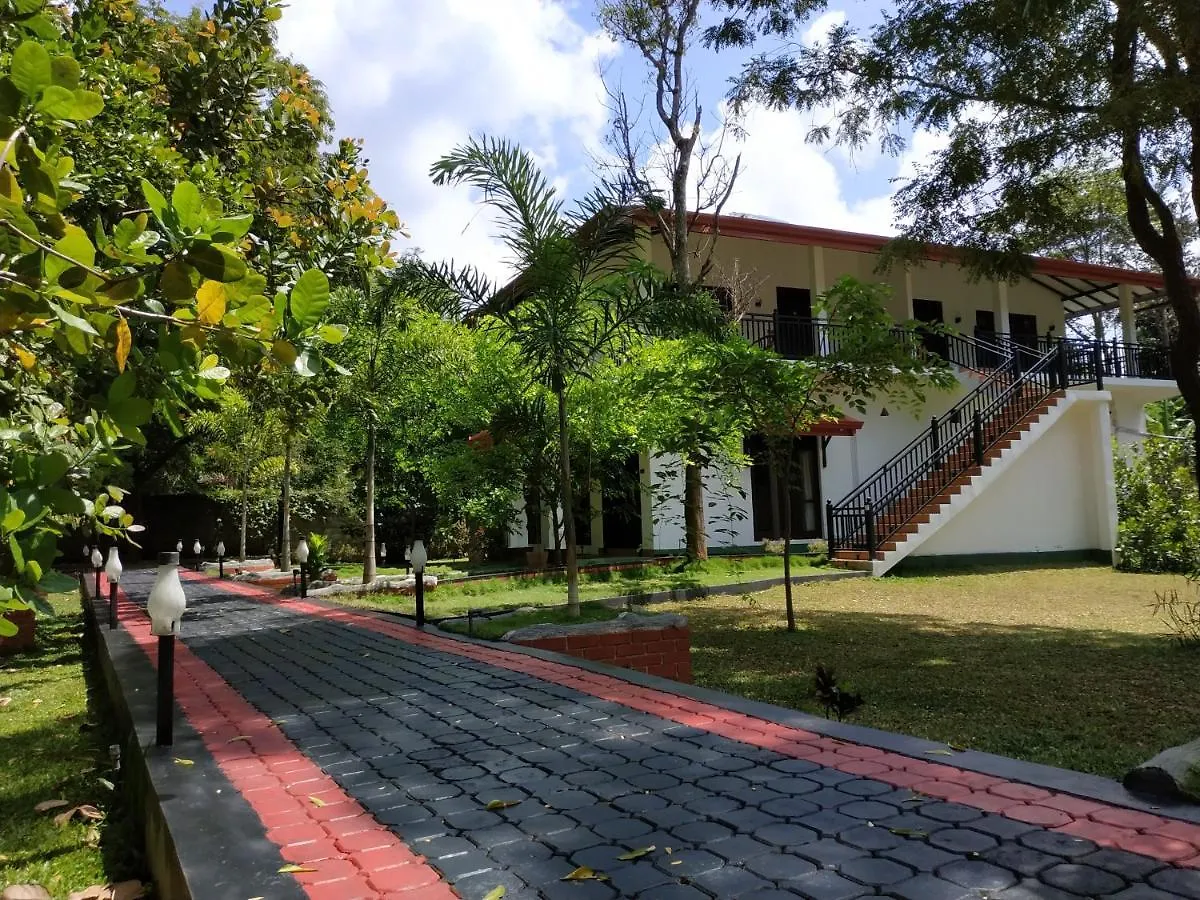 Sigiriya Cashew Palace Resort Daganapothaha Sri Lanka