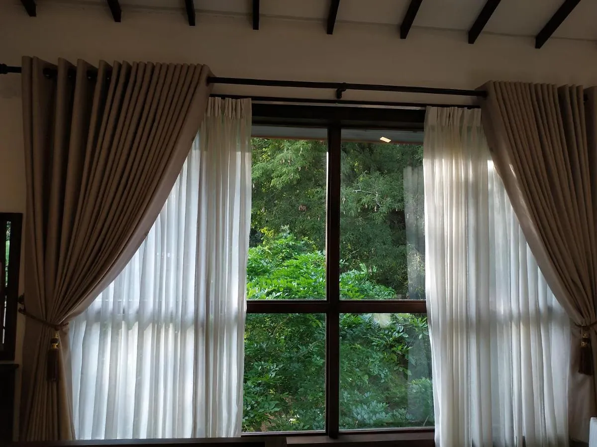 Hotel Sigiriya Cashew Palace Resort Daganapothaha